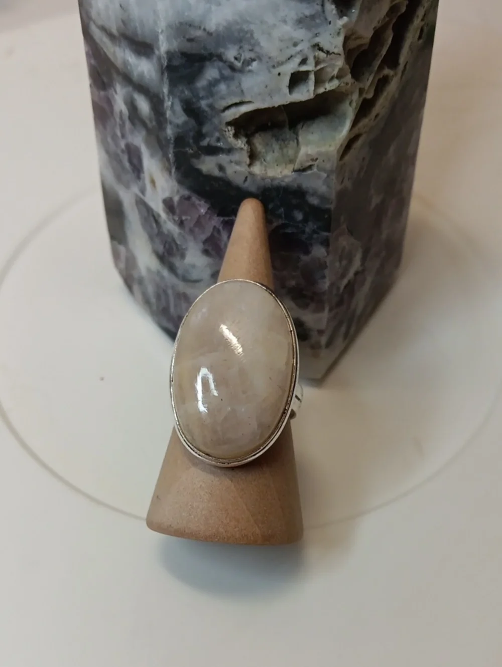 Oval Moonstone Ring - Cream